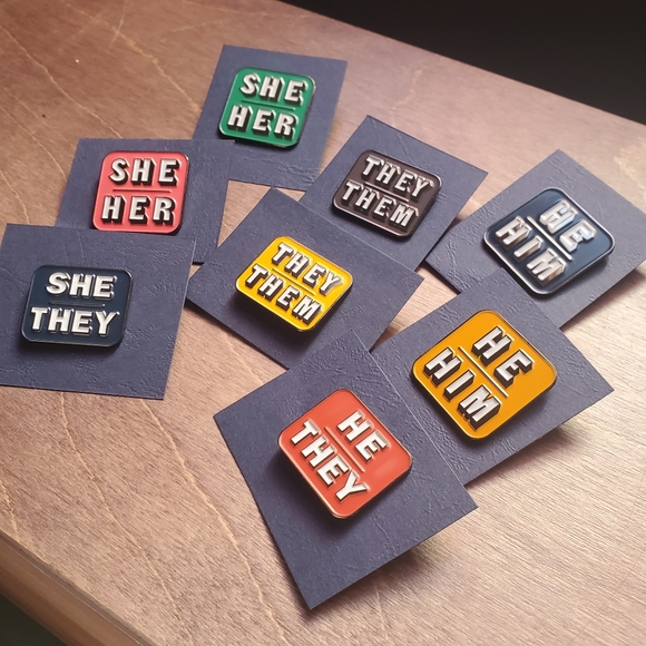 Pronoun Pins - Picture 3 of 11